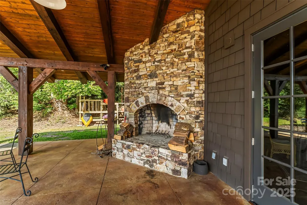 L12R Trailside Court Brevard, NC 28712