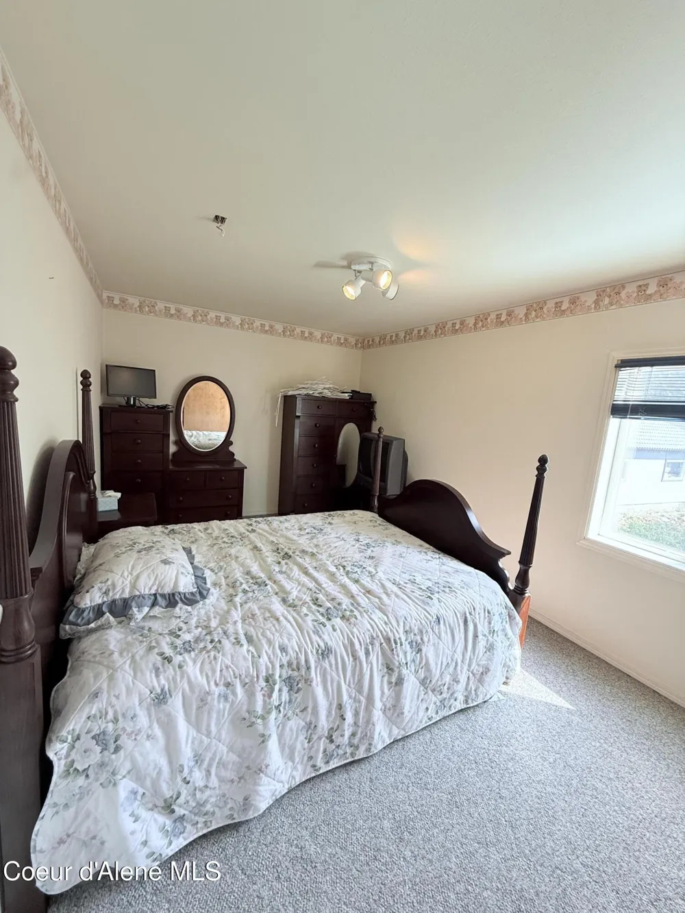 289 Swan Shores Sagle, ID 83860