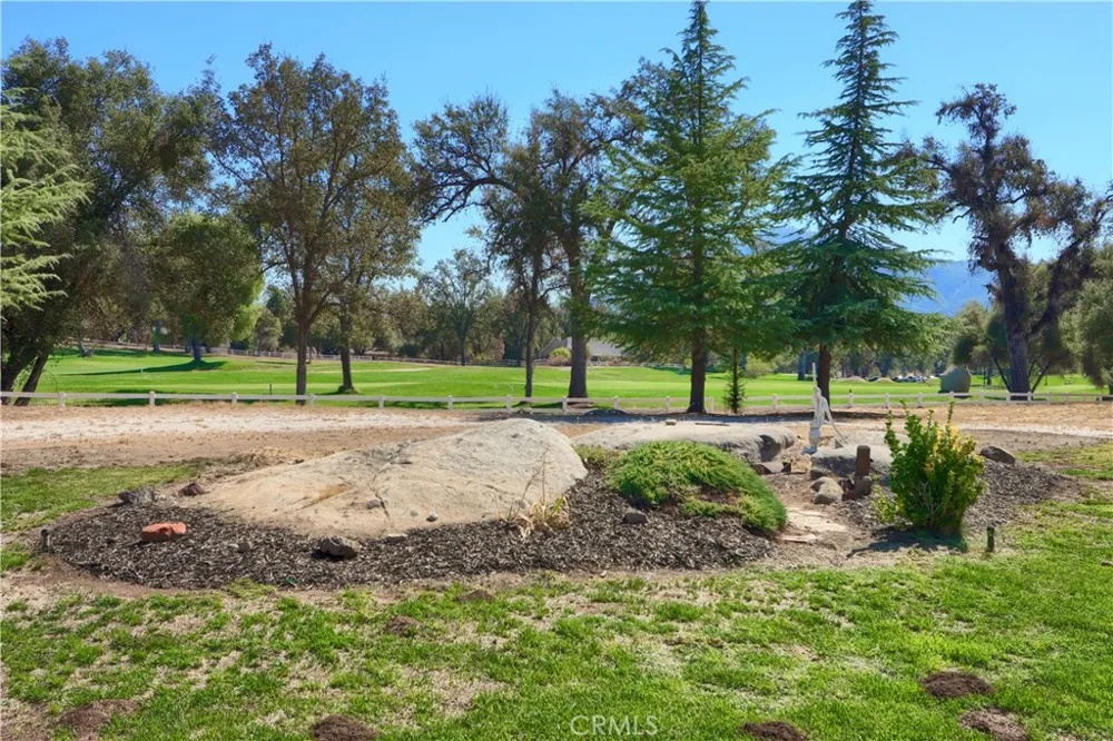 41345 Singing Hills Circle Ahwahnee, CA 93601