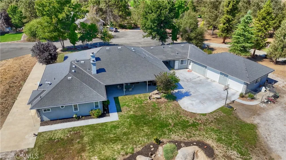 41345 Singing Hills Circle Ahwahnee, CA 93601