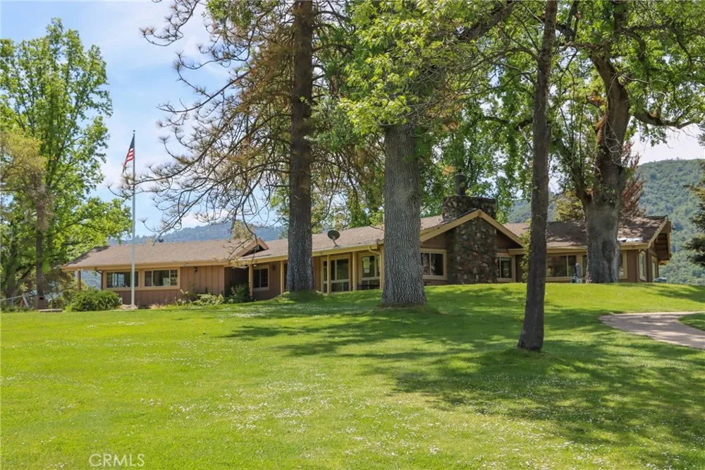 41345 Singing Hills Circle Ahwahnee, CA 93601
