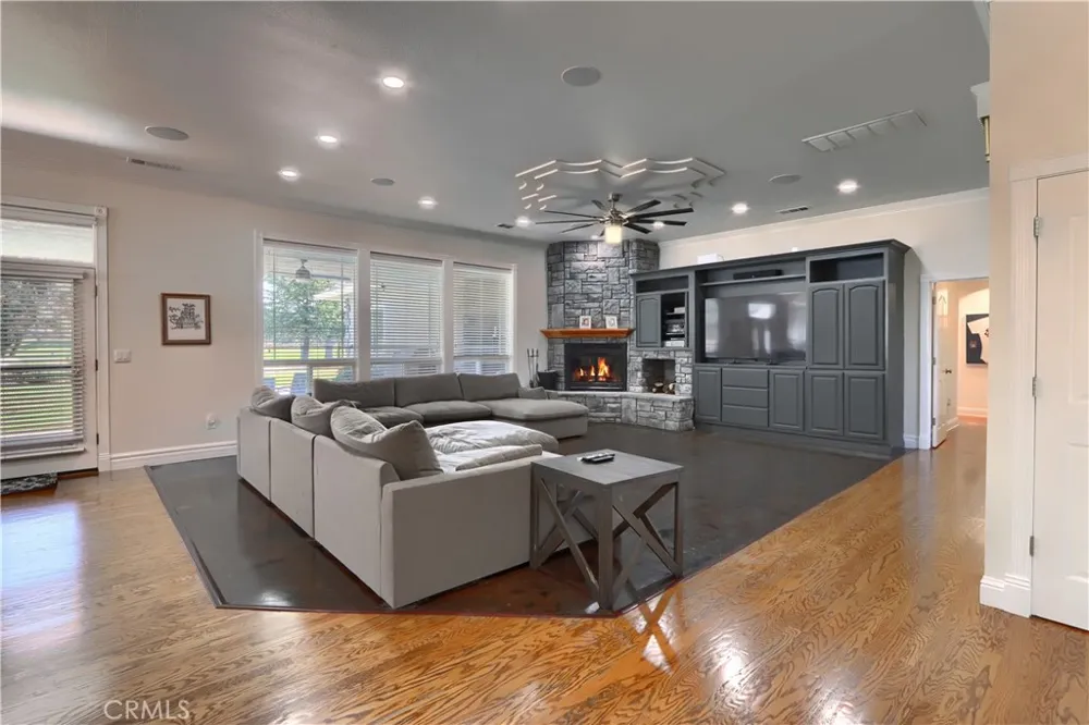 41345 Singing Hills Circle Ahwahnee, CA 93601