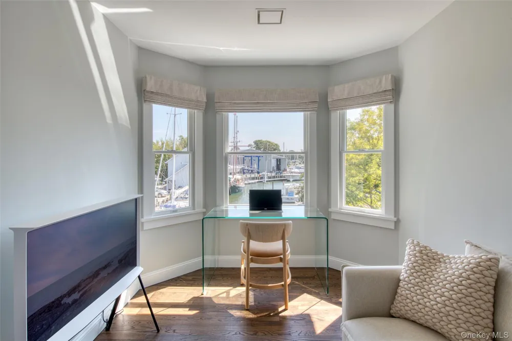 980 Manhanset Avenue Greenport, NY 11944