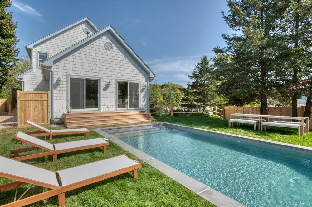 980 Manhanset Avenue Greenport, NY 11944