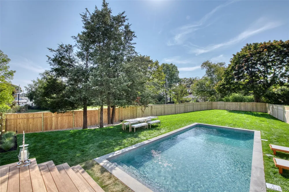 980 Manhanset Avenue Greenport, NY 11944