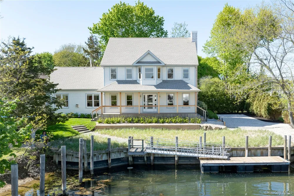 980 Manhanset Avenue Greenport, NY 11944