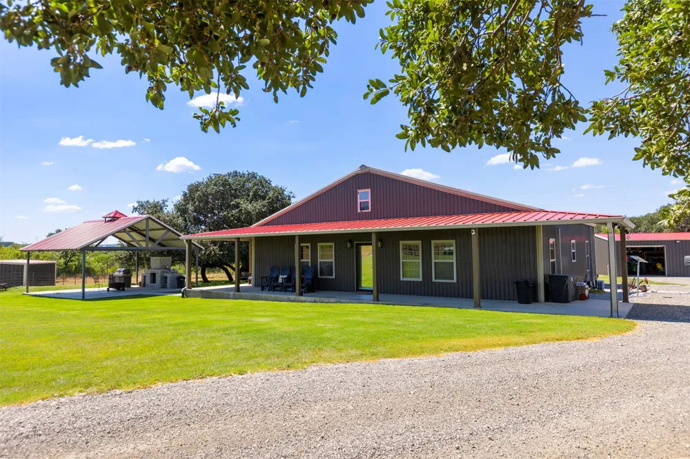 3021 Farm to Market 1689 Comanche, TX 76442