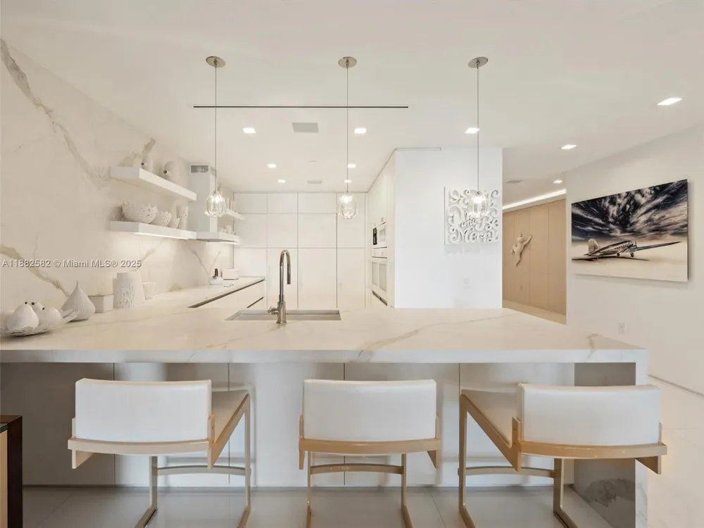 5053 Fisher Island Dr #5053 Miami Beach, FL 33109