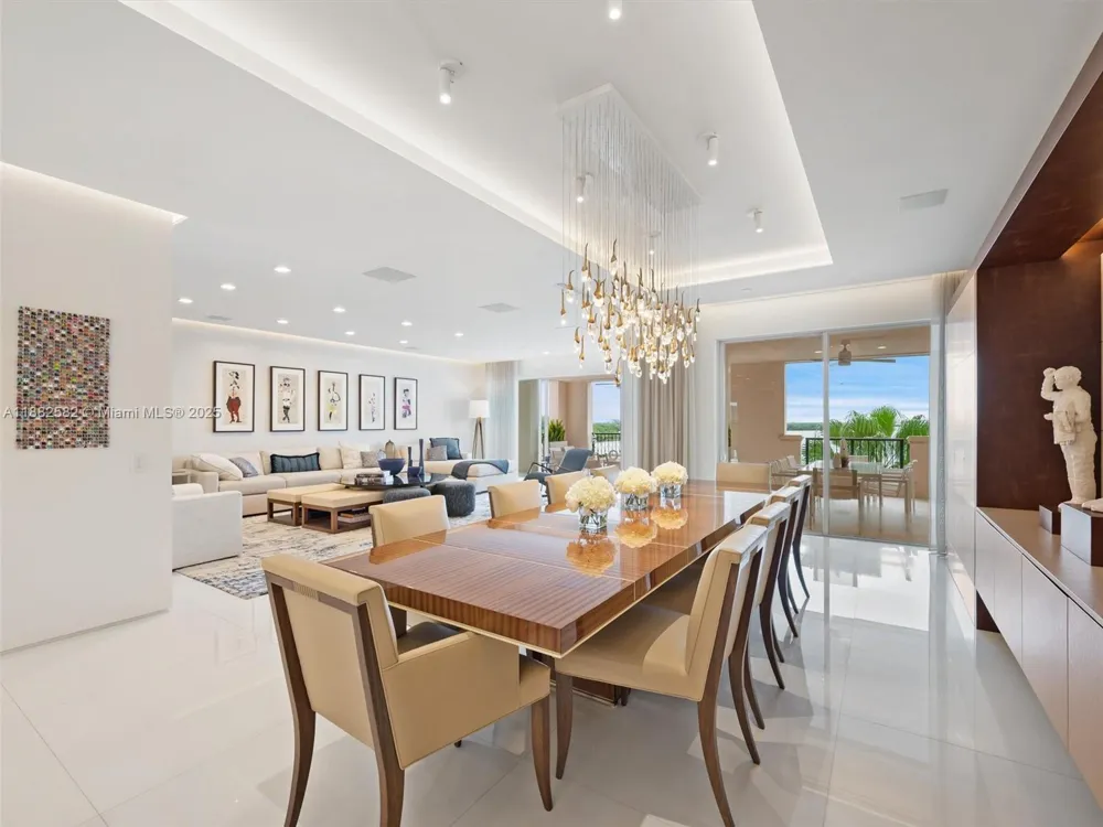 5053 Fisher Island Dr #5053 Miami Beach, FL 33109