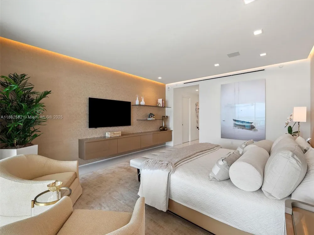 5053 Fisher Island Dr #5053 Miami Beach, FL 33109