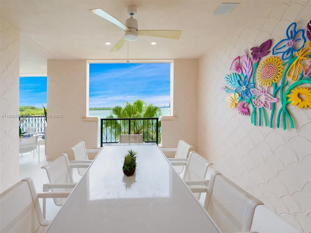 5053 Fisher Island Dr #5053 Miami Beach, FL 33109