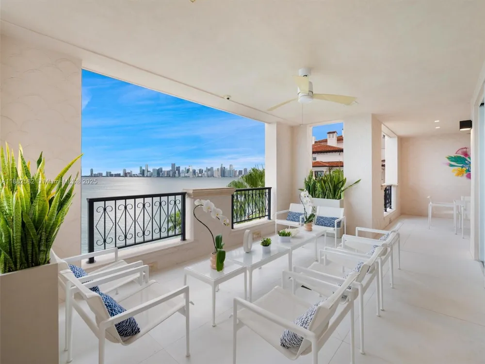 5053 Fisher Island Dr #5053 Miami Beach, FL 33109