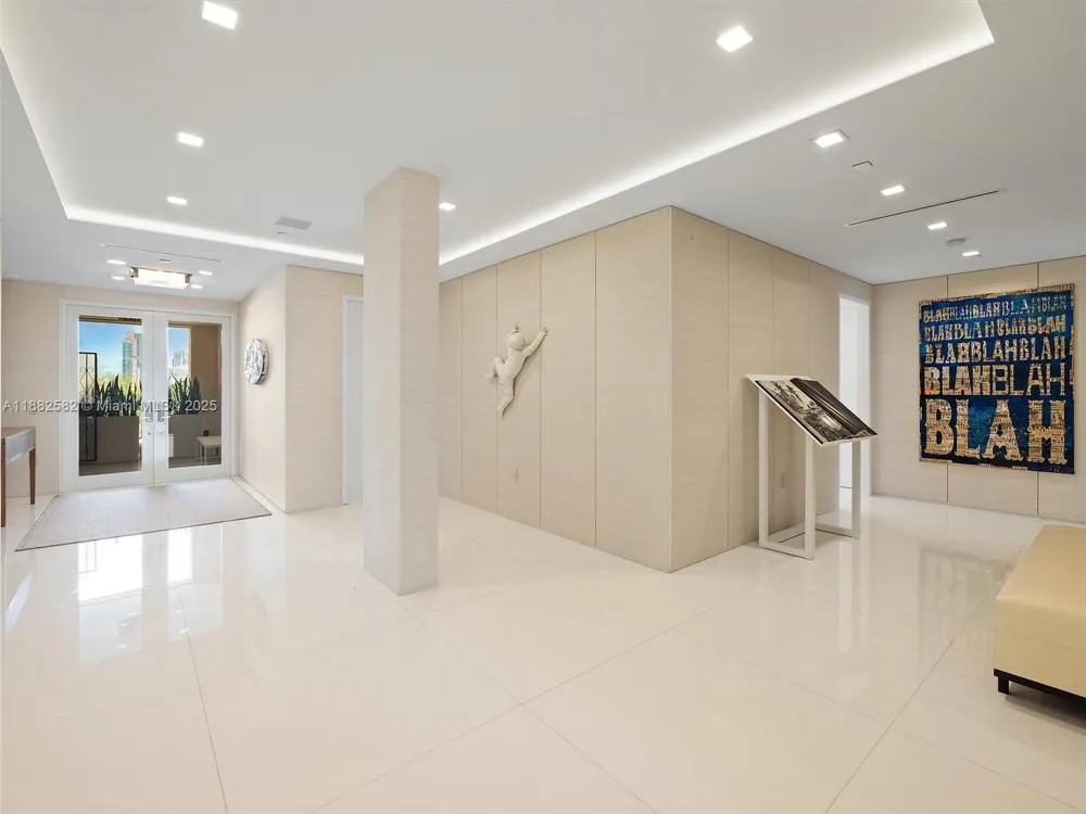 5053 Fisher Island Dr #5053 Miami Beach, FL 33109