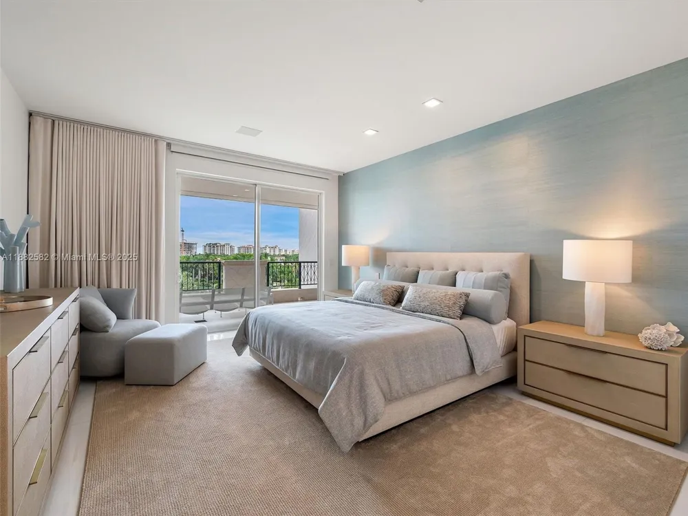 5053 Fisher Island Dr #5053 Miami Beach, FL 33109