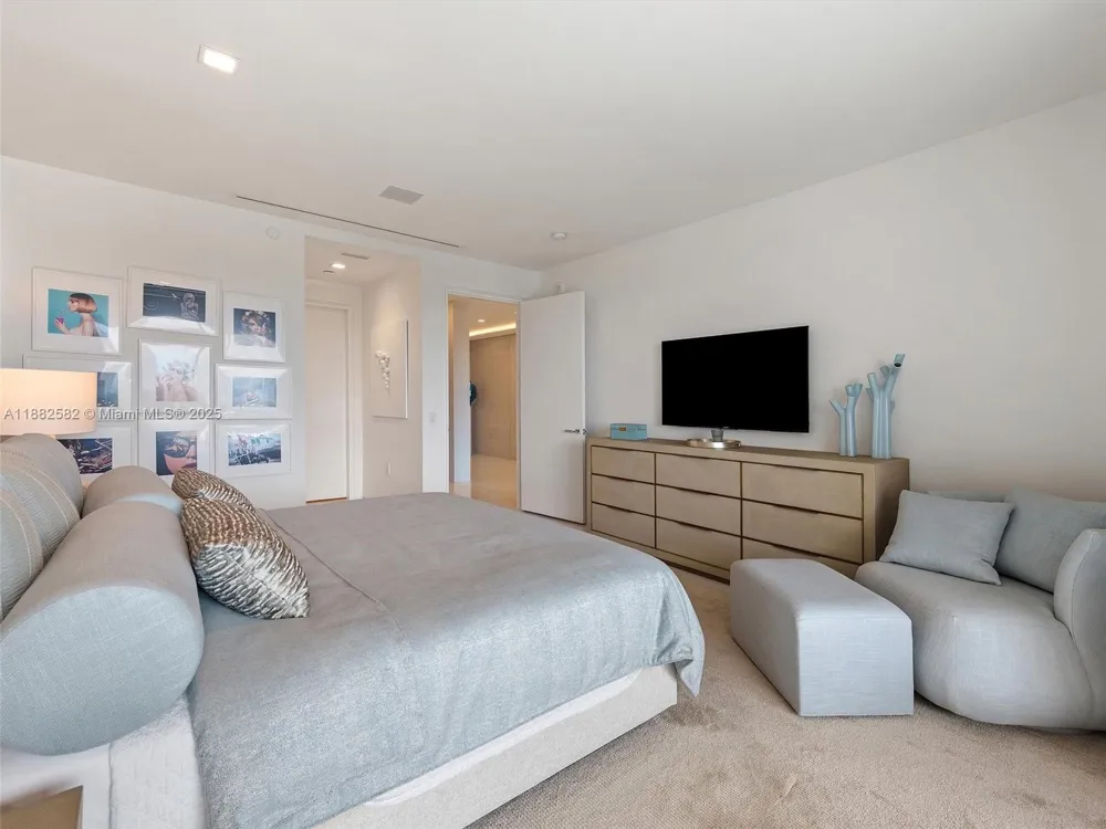5053 Fisher Island Dr #5053 Miami Beach, FL 33109