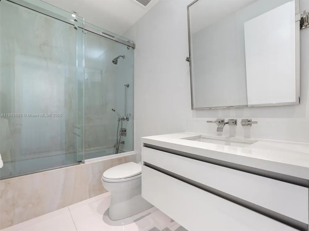 5053 Fisher Island Dr #5053 Miami Beach, FL 33109