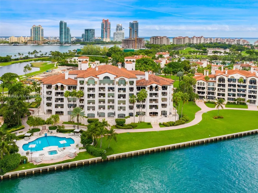 5053 Fisher Island Dr #5053 Miami Beach, FL 33109