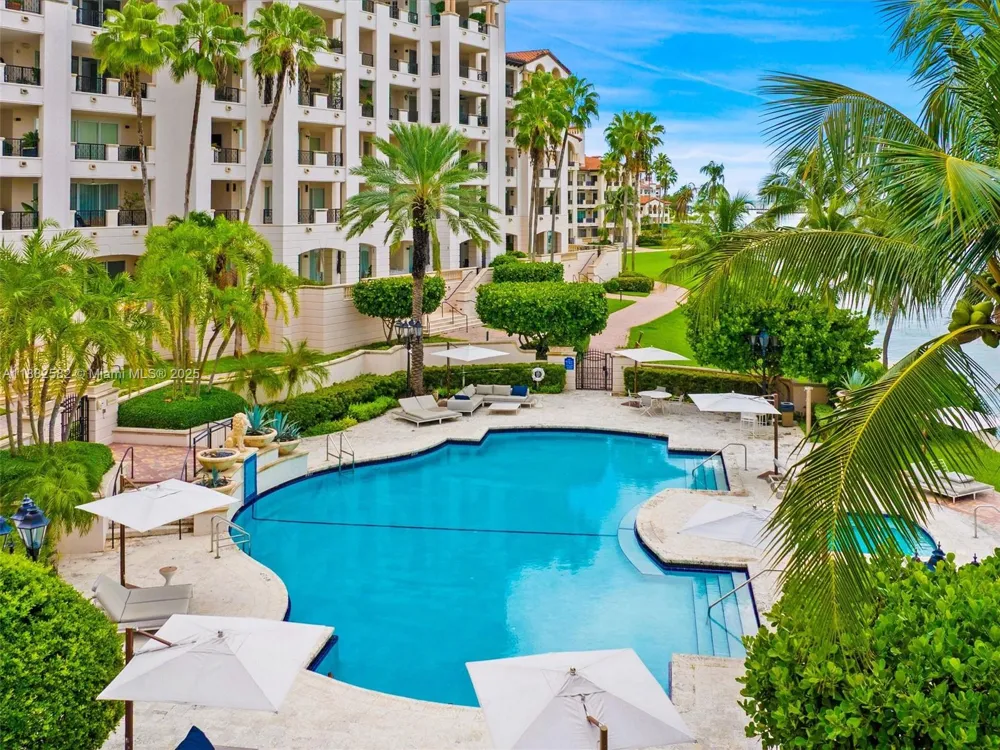 5053 Fisher Island Dr #5053 Miami Beach, FL 33109