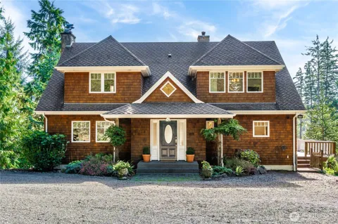 24 Broadway Hill Road