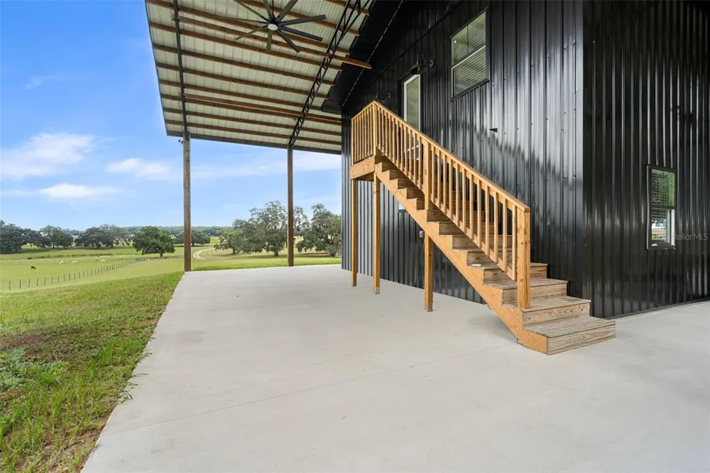 23220 NW 27TH ST Morriston, FL 32668