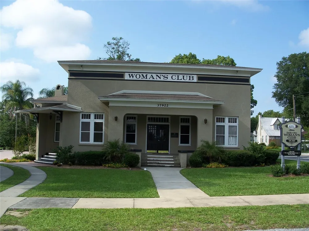 000 CORTEZ BOULEVARD Dade City, FL 33523