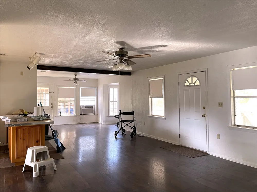 367 PR 5587A Jewett, TX 75846