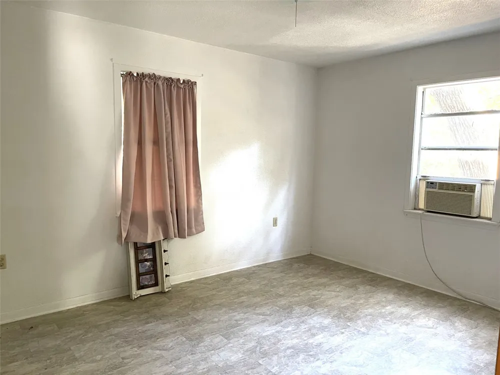 367 PR 5587A Jewett, TX 75846