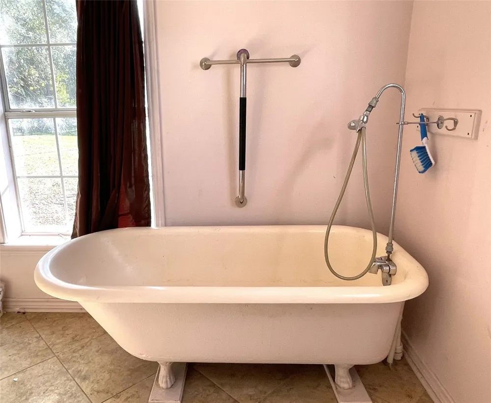 367 PR 5587A Jewett, TX 75846