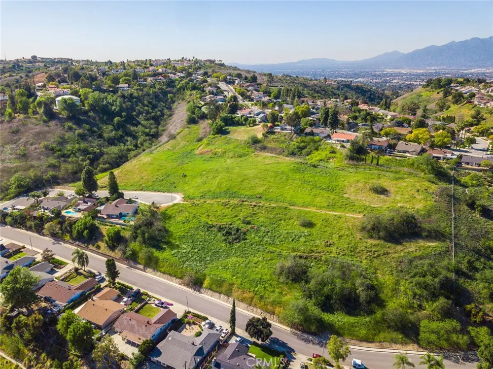 15 Camelback Drive Walnut, CA 91789