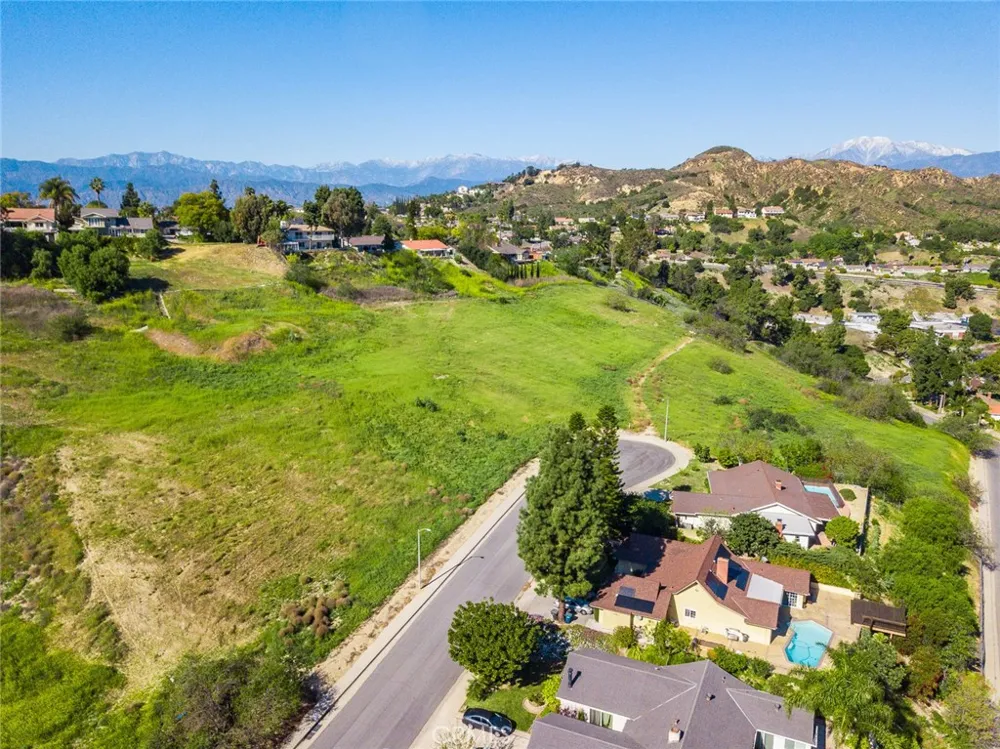 15 Camelback Drive Walnut, CA 91789