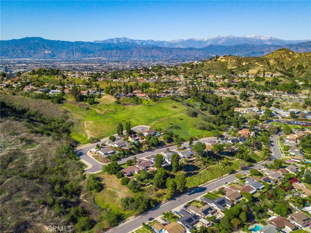 15 Camelback Drive Walnut, CA 91789
