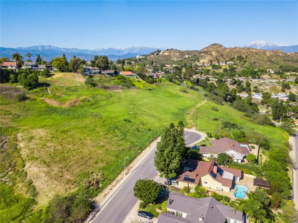 16 Camelback Drive Walnut, CA 91789