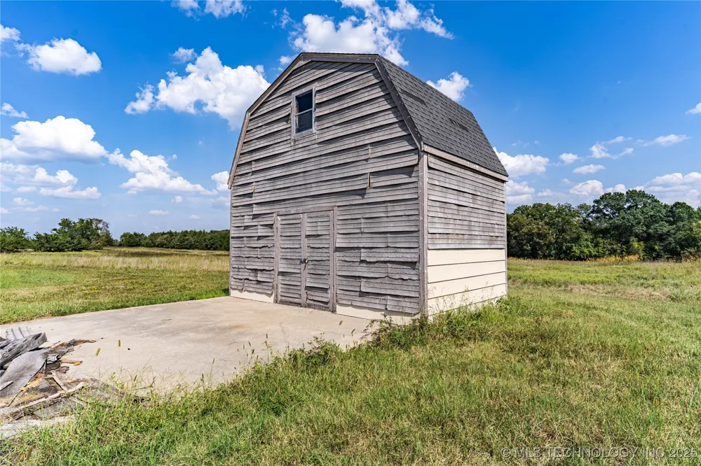 E 1420 ROAD Sasakwa, OK 74867