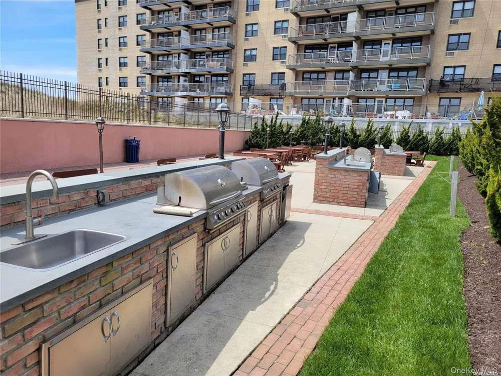 2 Richmond Road #6F Lido Beach, NY 11561