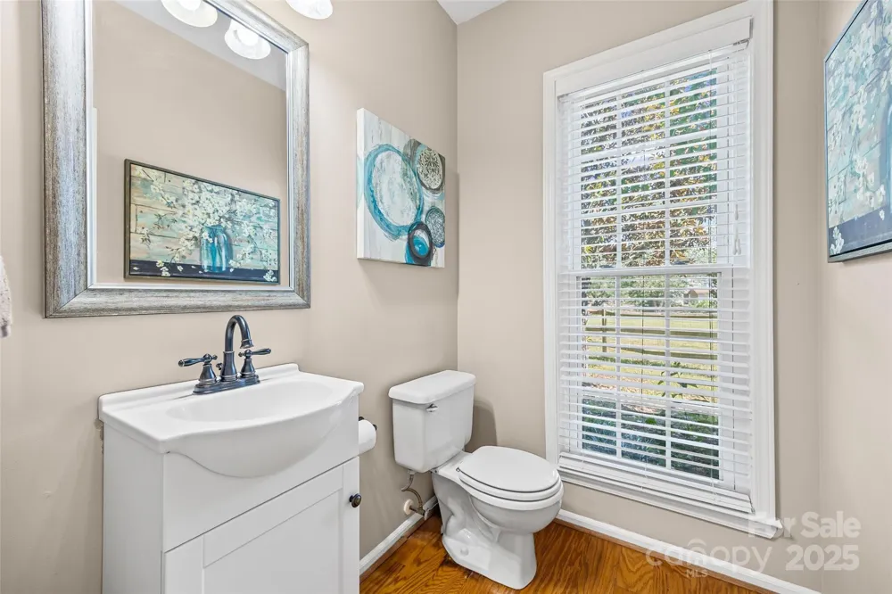 5899 Crimson Oak Court Harrisburg, NC 28075