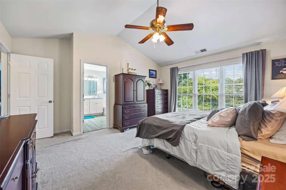 5899 Crimson Oak Court Harrisburg, NC 28075