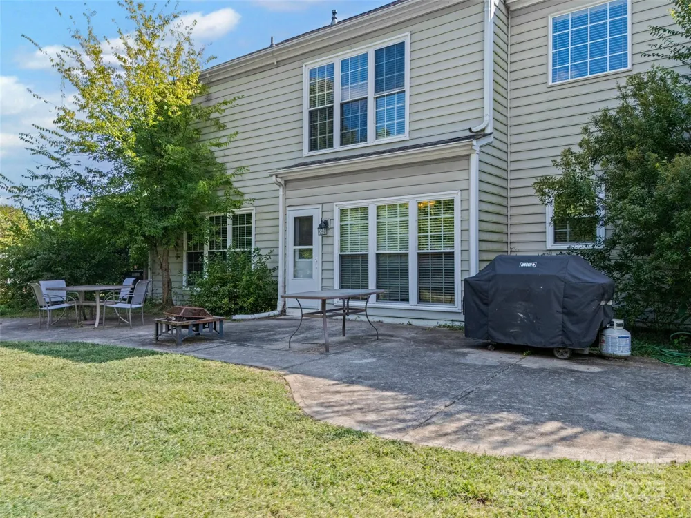 5899 Crimson Oak Court Harrisburg, NC 28075