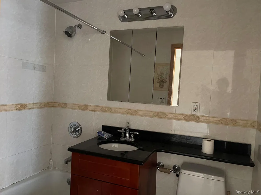 43-07 48th Street #5B Sunnyside, NY 11104