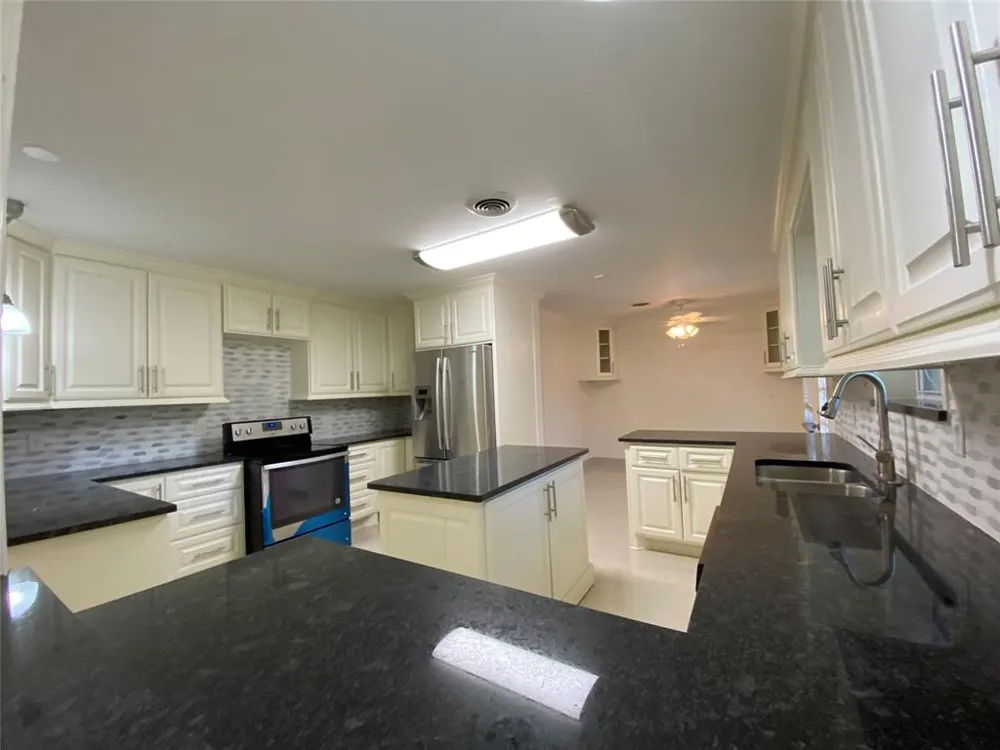 4318 Breakwood Drive Houston, TX 77096
