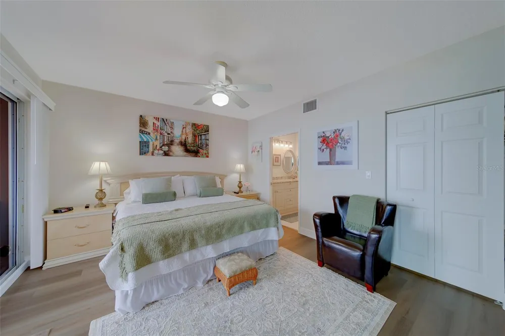 16700 GULF BOULEVARD #423 North Redington Beach, FL 33708