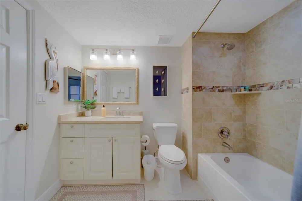 16700 GULF BOULEVARD #423 North Redington Beach, FL 33708