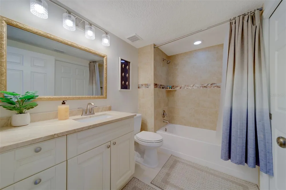 16700 GULF BOULEVARD #423 North Redington Beach, FL 33708