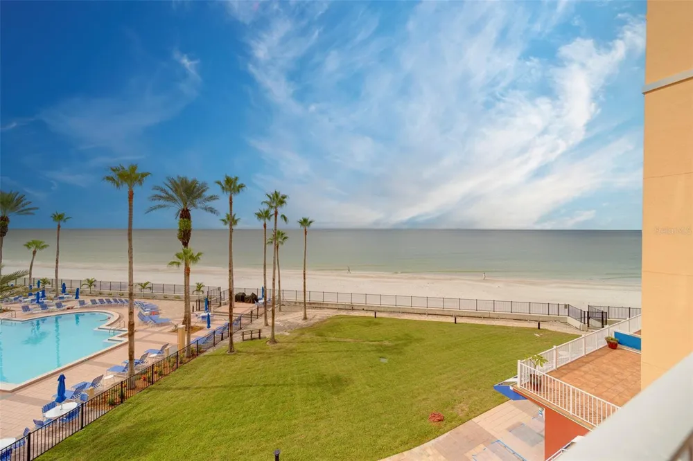 16700 GULF BOULEVARD #423 North Redington Beach, FL 33708