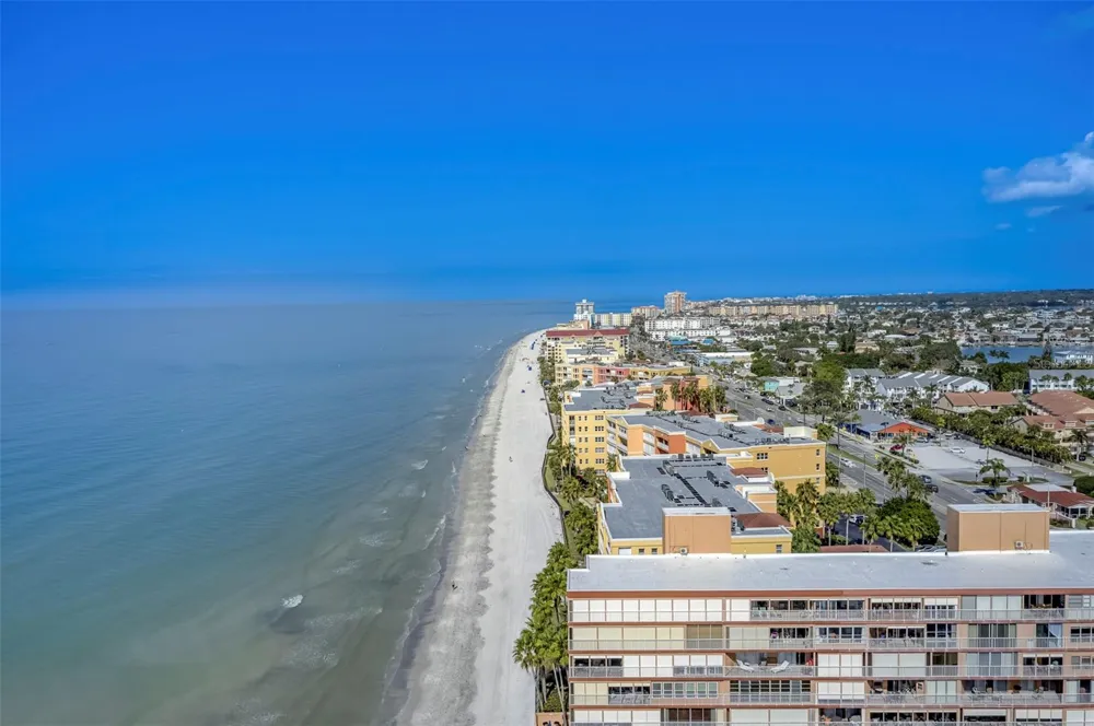 16700 GULF BOULEVARD #423 North Redington Beach, FL 33708