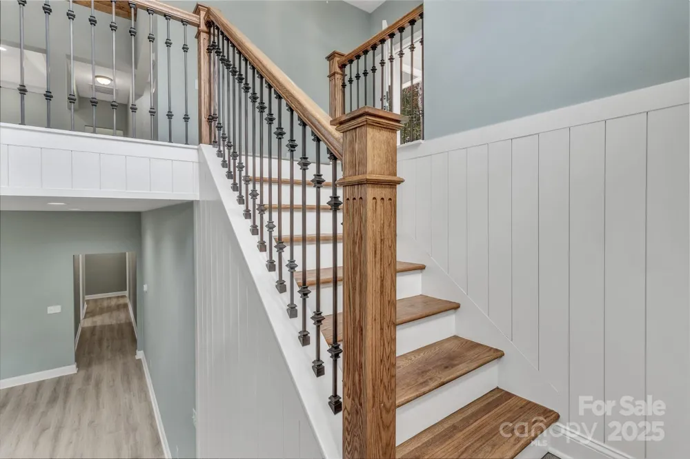 926 Settlers Trail Mars Hill, NC 28754
