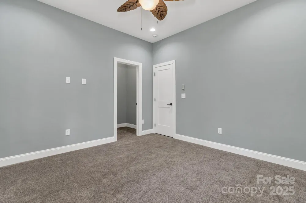 926 Settlers Trail Mars Hill, NC 28754