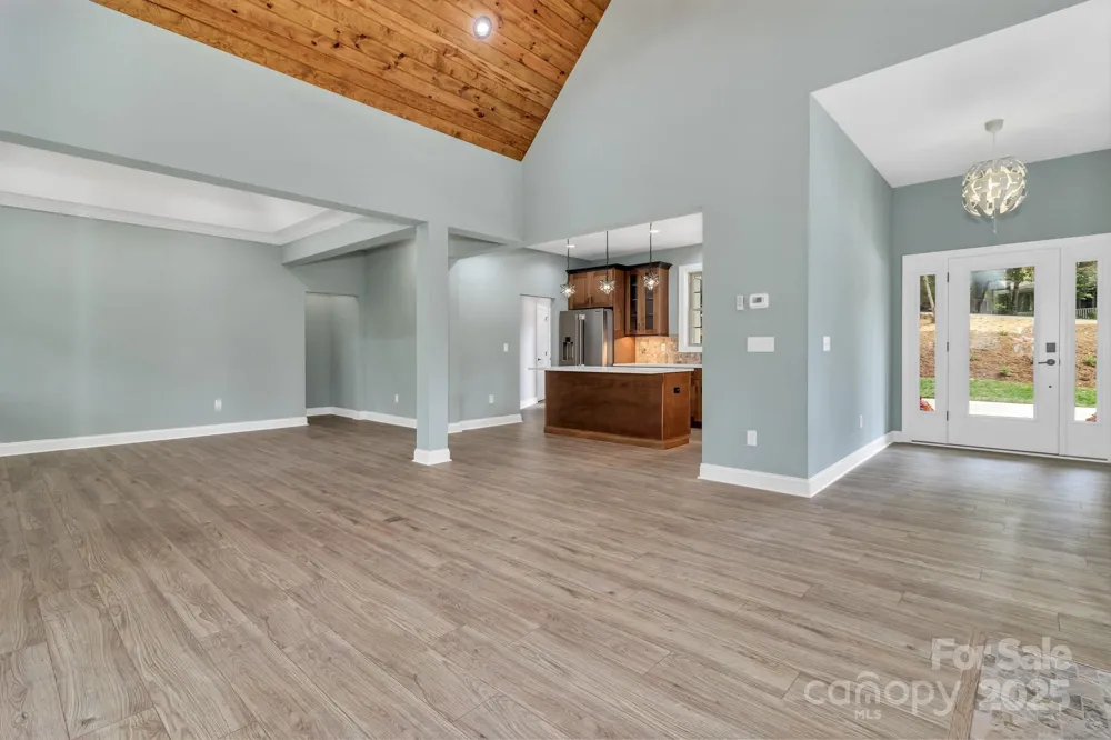 926 Settlers Trail Mars Hill, NC 28754