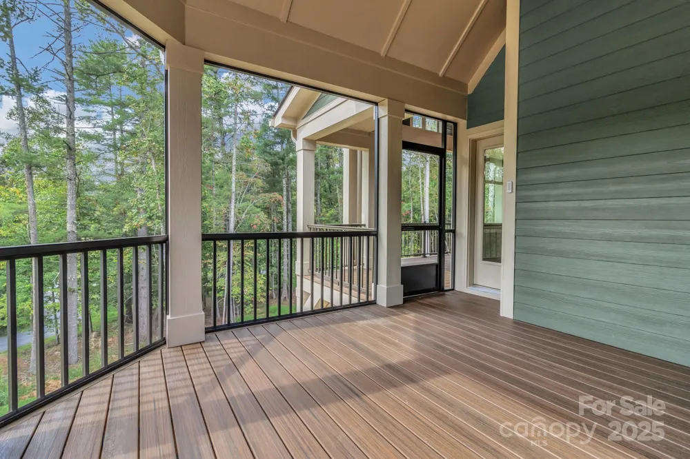 926 Settlers Trail Mars Hill, NC 28754