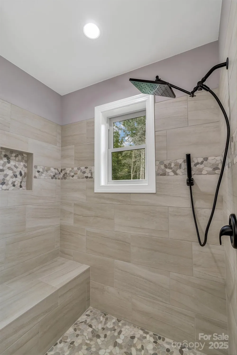 926 Settlers Trail Mars Hill, NC 28754