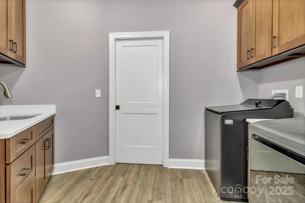 926 Settlers Trail Mars Hill, NC 28754
